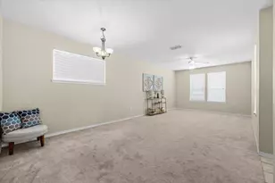 4007 Foxtail Palm Ct, Tampa, FL 33624 - Photo 9