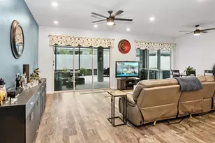 12444 Brick Cobblestone Dr, Riverview, FL 33579 - Photo 7