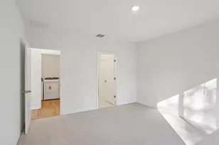 13518 Shellmore Ave, Palmetto, FL 34221 - Photo 9