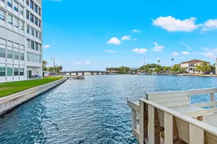 1365 Snell Isle Blvd NE, Saint Petersburg, FL 33704 - Photo 31
