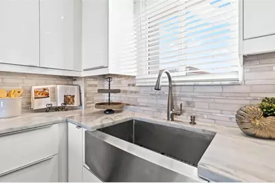 1365 Snell Isle Boulevard NE #8D, Saint Petersburg, FL 33704 - Photo 15
