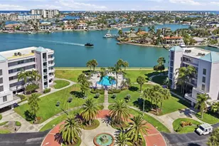 8021 Sailboat Key Blvd S, Saint Pete Beach, FL 33707 - Photo 31