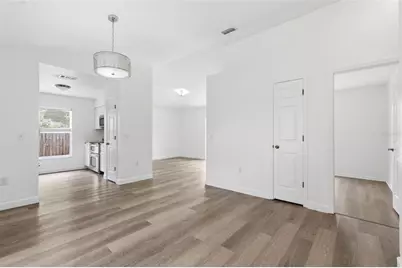 4907 Bradford Lane, Tampa, FL 33624 - Photo 5
