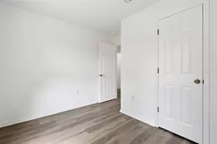 4907 Bradford Ln, Tampa, FL 33624 - Photo 19