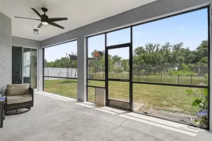 1656 Pinyon Pine Dr, Sarasota, FL 34240 - Photo 29