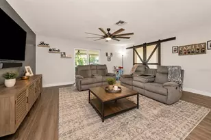 3011 Shadow Oaks Dr, Holiday, FL 34690 - Photo 9