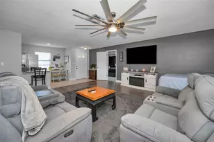 3011 Shadow Oaks Dr, Holiday, FL 34690 - Photo 7