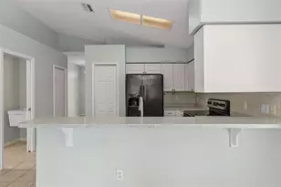 7814 Brisbane Ct, New Port Richey, FL 34654 - Photo 9