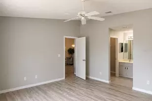 822 McCallister Ave, Sun City Center, FL 33573 - Photo 19