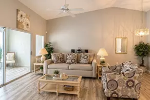 822 McCallister Ave, Sun City Center, FL 33573 - Photo 7
