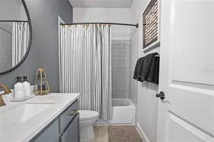 4914 Lakeshore Oaks Ct, Tampa, FL 33624 - Photo 23