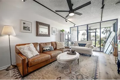 2424 W Tampa Bay Boulevard #M104, Tampa, FL 33607 - Photo 1