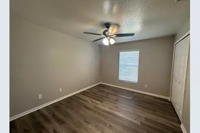 9725 Fox Hollow Road, Tampa, FL 33647 - Photo 5
