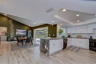 4315 Northpark Dr, Tampa, FL 33624 - Photo 11