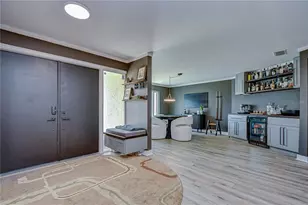 4315 Northpark Dr, Tampa, FL 33624 - Photo 7