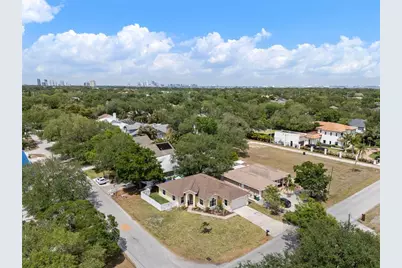 3217 W Bay Avenue, Tampa, FL 33611 - Photo 49