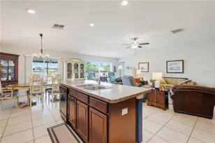 2202 4th St SW, Ruskin, FL 33570 - Photo 7