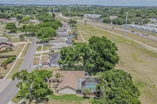 6132 Silver Oaks Dr, Zephyrhills, FL 33542 - Photo 55