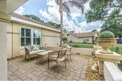 6132 Silver Oaks Drive, Zephyrhills, FL 33542 - Photo 21
