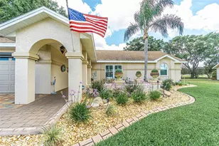 6132 Silver Oaks Dr, Zephyrhills, FL 33542 - Photo 11