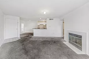 115 112th Ave NE, Saint Petersburg, FL 33716 - Photo 11