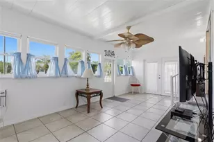 5246 Amanda St, Zephyrhills, FL 33542 - Photo 9
