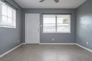 6538 42nd Ave N, Saint Petersburg, FL 33709 - Photo 3