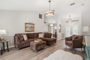 610 Woodview Way, Bradenton, FL 34212 - Photo 11