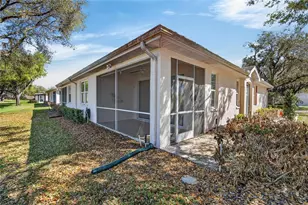 2631 Eagle Greens Dr, Plant City, FL 33566 - Photo 35
