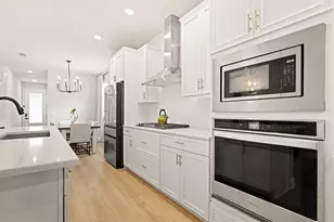 6168 Golden Nettle Dr, Apollo Beach, FL 33572 - Photo 9