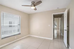 12712 Longcrest Dr, Riverview, FL 33579 - Photo 19