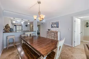 7435 Bayshore Dr, Treasure Island, FL 33706 - Photo 13