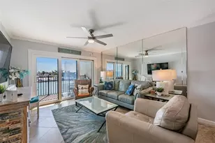 7435 Bayshore Dr, Treasure Island, FL 33706 - Photo 17