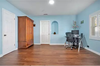 145 27th Avenue N, Saint Petersburg, FL 33704 - Photo 21