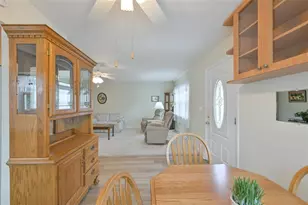 2202 Clubhouse Dr, Sun City Center, FL 33573 - Photo 23