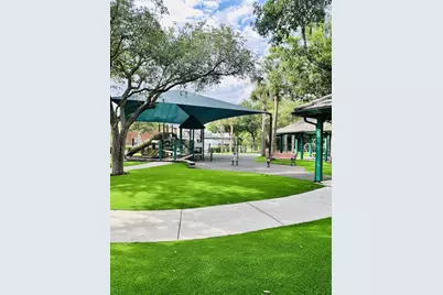 11107 Green Park Circle, Tampa, FL 33626 - Photo 21