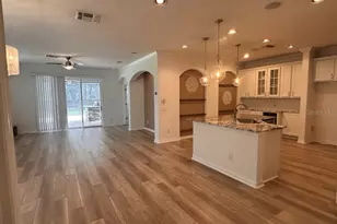 11107 Green Park Cir, Tampa, FL 33626 - Photo 5