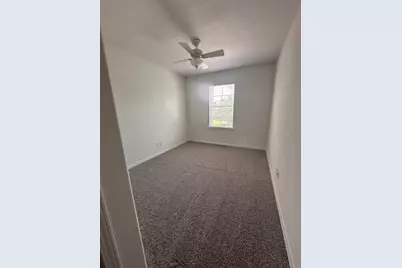 11107 Green Park Circle, Tampa, FL 33626 - Photo 15