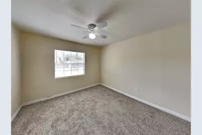 1385 Dean Street, Mulberry, FL 33860 - Photo 9