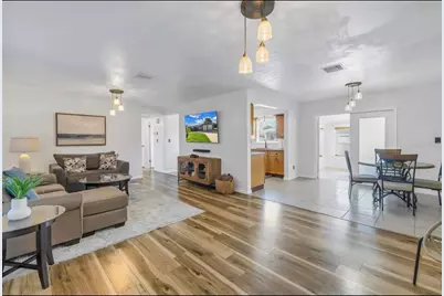 8199 115th Street, Seminole, FL 33772 - Photo 3
