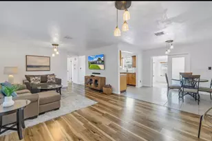 8199 115th St, Seminole, FL 33772 - Photo 3