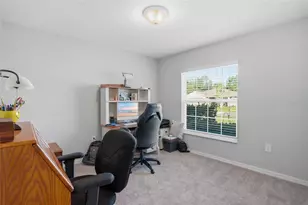 6872 Gideon Cir, Zephyrhills, FL 33541 - Photo 19