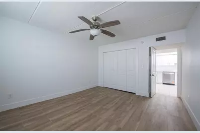 10365 Paradise Boulevard #9, Treasure Island, FL 33706 - Photo 19
