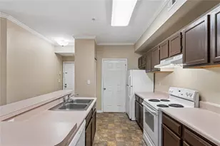 5618 Pinnacle Heights Cir, Tampa, FL 33624 - Photo 13