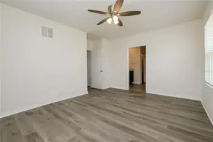 4916 Willow Breeze Wy, Palmetto, FL 34221 - Photo 13