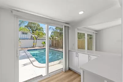 8020 24th Avenue N, Saint Petersburg, FL 33710 - Photo 19