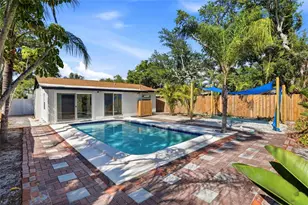 8020 24th Ave N, Saint Petersburg, FL 33710 - Photo 3