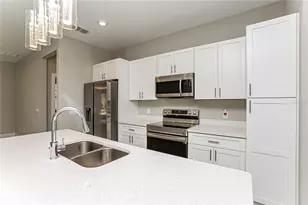 344 Hibiscus Dr, Kissimmee, FL 34759 - Photo 3