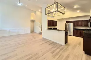 2214 Green Oaks Ln, Tampa, FL 33612 - Photo 17