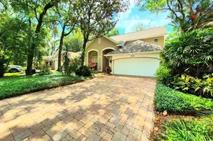 2214 Green Oaks Ln, Tampa, FL 33612 - Photo 1